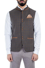 Load image into Gallery viewer, CHECKERED WAISTCOAT